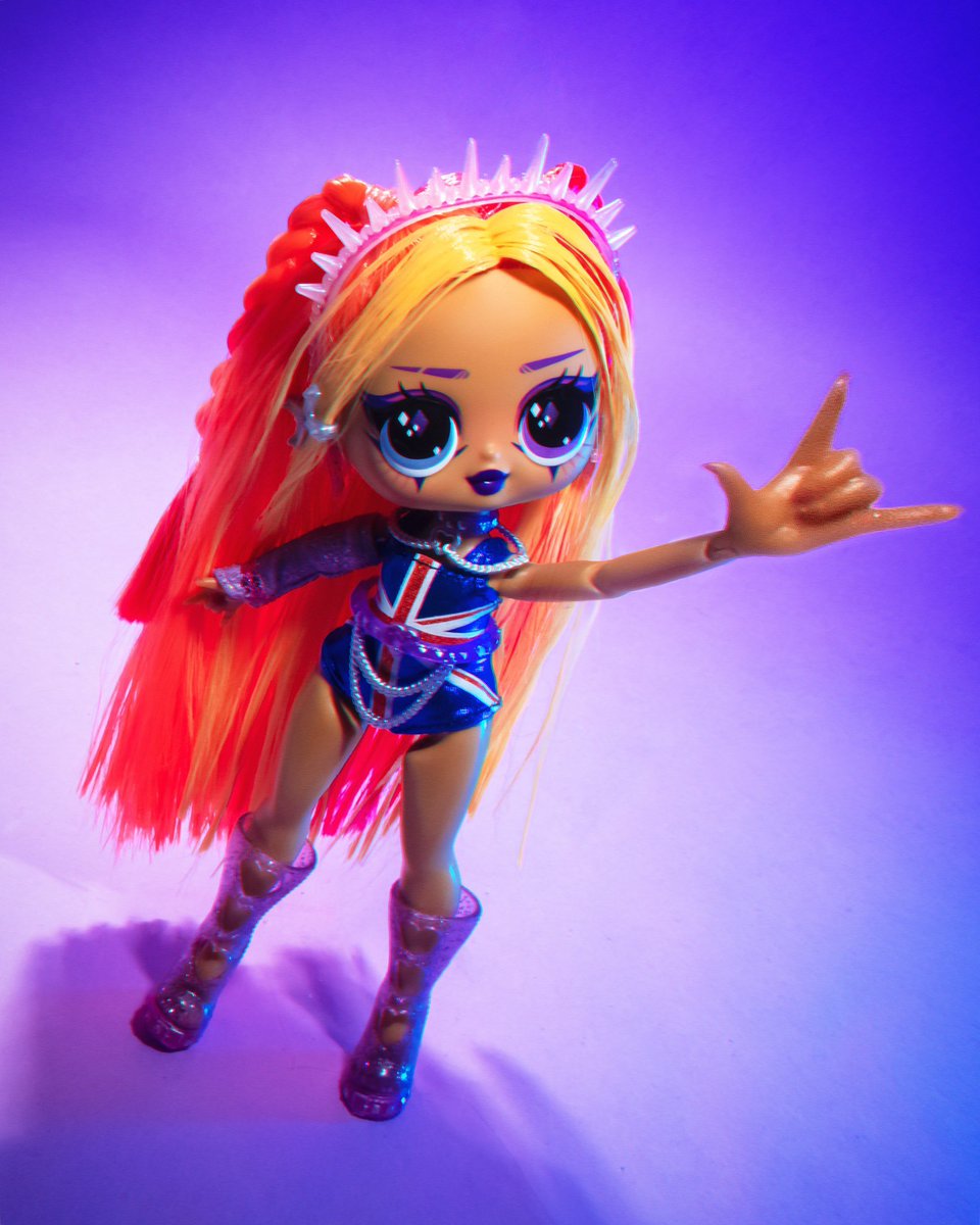 ItsAlexB's tweet image. Oi M8 #LOLsurprise ✨👑🇬🇧🤟