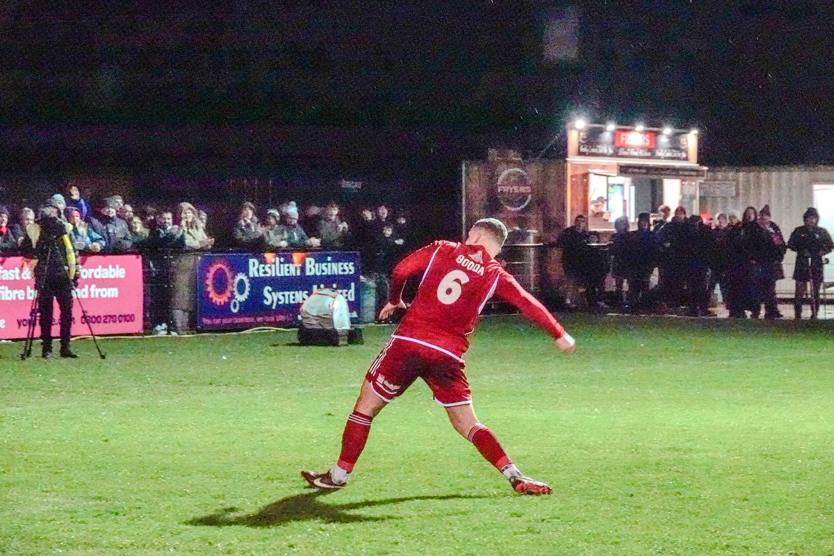 safc's tweet image. What a festive period 👊

✅️ 3 games 
✅️ 9 points 
✅️ 3 clean sheets 

Happy New Year Seadogs  🌊🐶

#UPTHEBORO