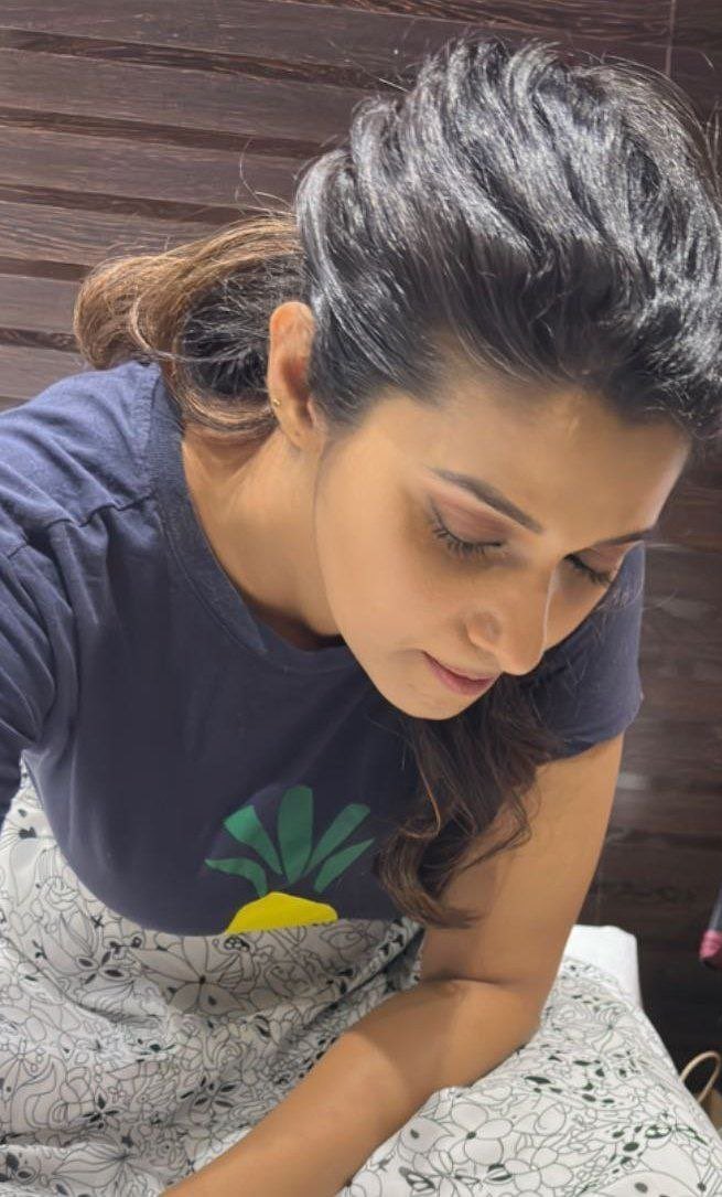 GCnV6p4aEAAjdIr?format=jpg&name=medium