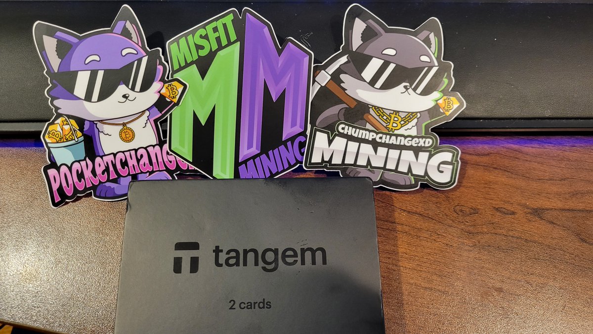 Rich_Borgia's tweet photo. Package just arrived! Thanks @ChumpXd I'm looking forward to trying this thing out. #MisfitMining #Tangem https://t.co/oeGNoZzoqx
