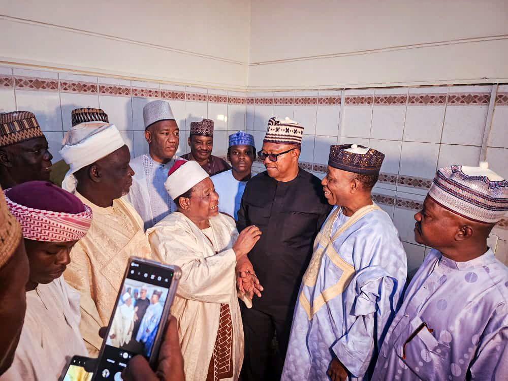 I was in Kano State today with my brother, Dr Datti Baba-Ahmed to condole with the family of Late Hon Ghali Umar Na'Abba, former who passed on recently. Before his death, Na'Abba served our dear nation as the 8th Speaker of House of Representatives from 1999 to 2003.