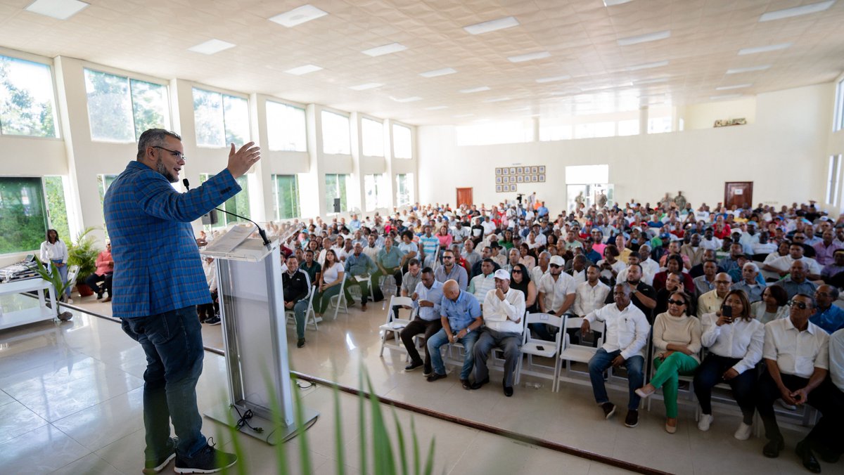 Feda_RD's tweet photo. FEDA resalta principales logros que han impulsado la Transformación Agropecuaria.
El FEDA ha impactado positivamente en diversos sectores, como el acuícola, que ha entregado más de 2 millones de alevines de tilapia, que es la donación más grande en la historia del FEDA.
#fedard https://t.co/rJsTTcYjg7