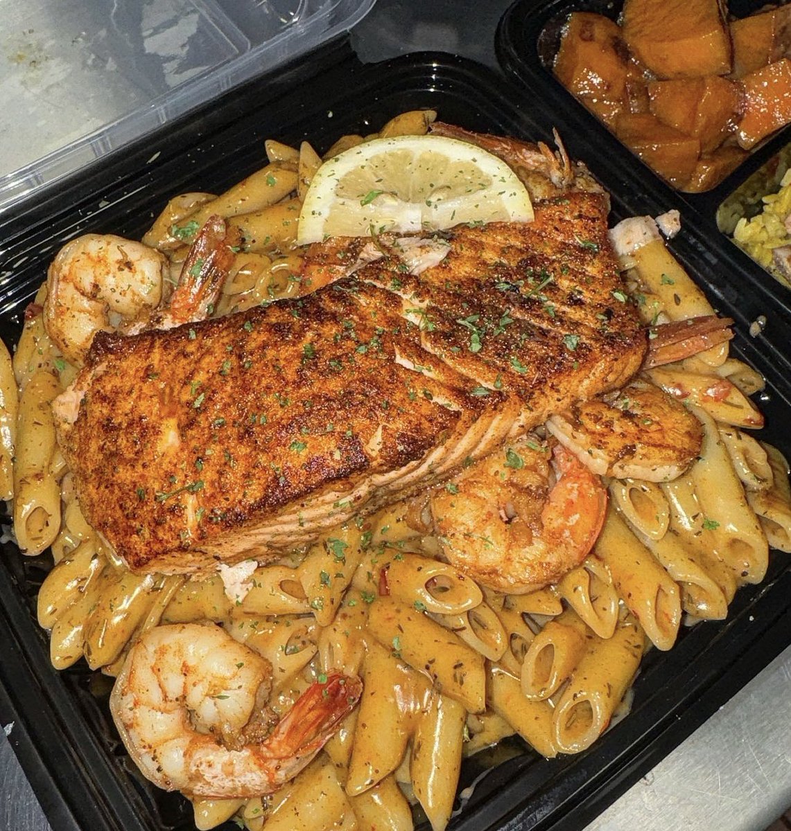 Sautéed Salmon &amp; Shrimp Jerk Pasta…. Devour or pass 😮‍💨🤤? 
#pasta #salmon