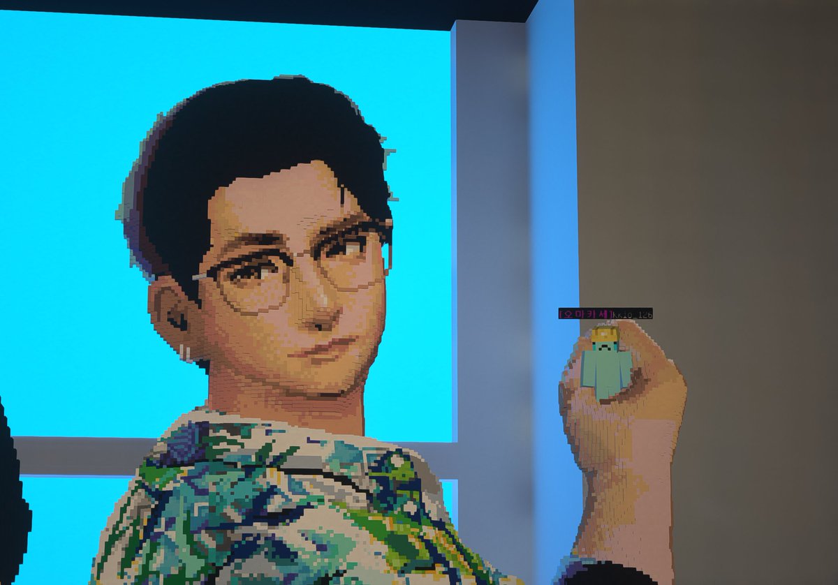 오른쪽에 있는 And July 루숙 만들엇습니다~~ (일일알바)