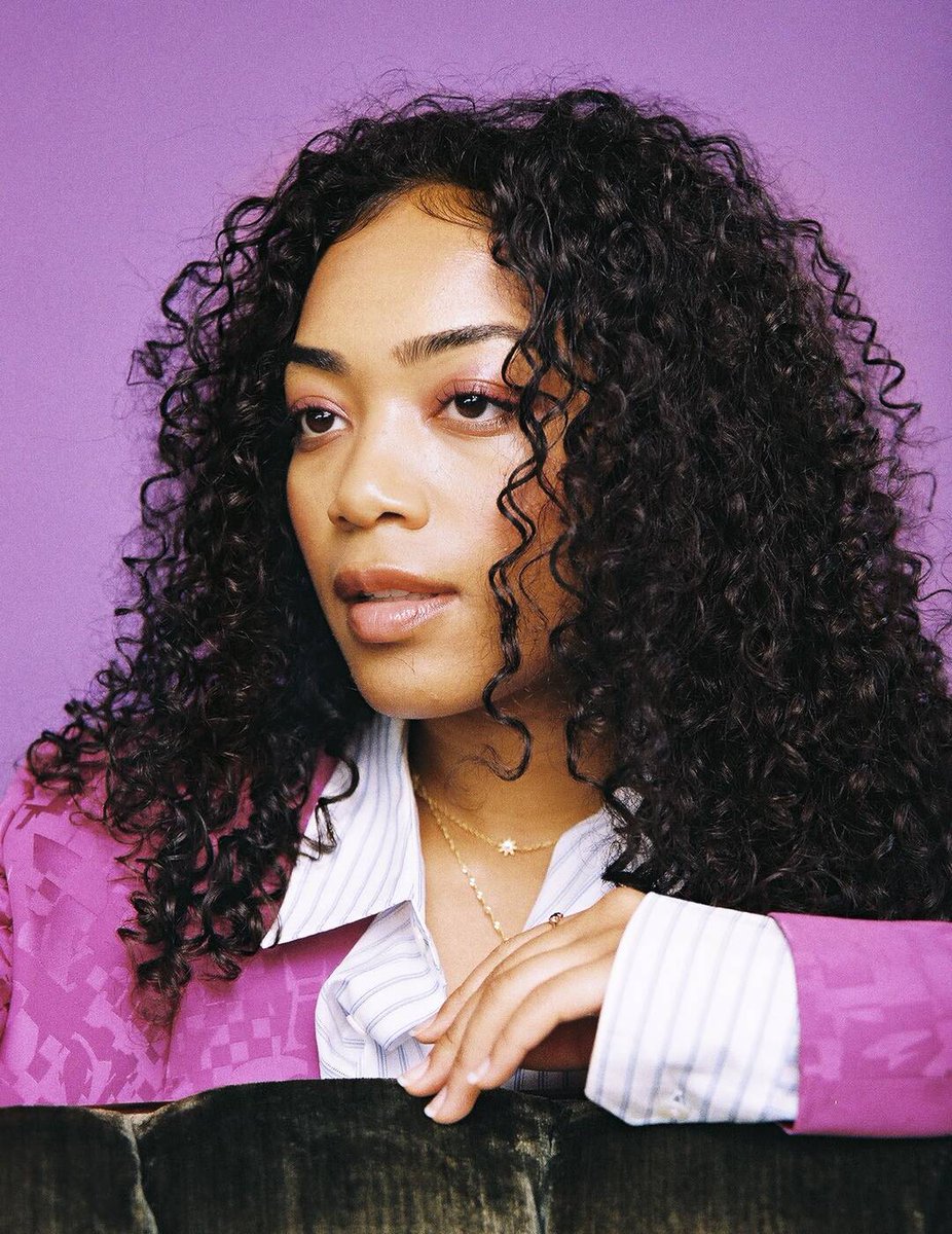 chartdata's tweet image. #UMI is #1 on US iTunes for the first time in her career.