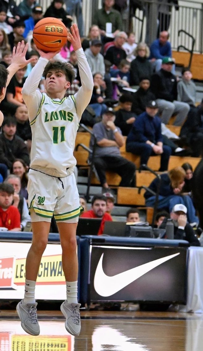 Our <a href="/LSInvitational/">Les Schwab Invitational</a> Player of the Game is Jalen Snook, for leading West Linn past Lake Oswego 72-48 in a consolation game.

29 PTS | 5-10 3PT 🎯

More #LSI27➡️highschool.si.com/oregon/2023/12…