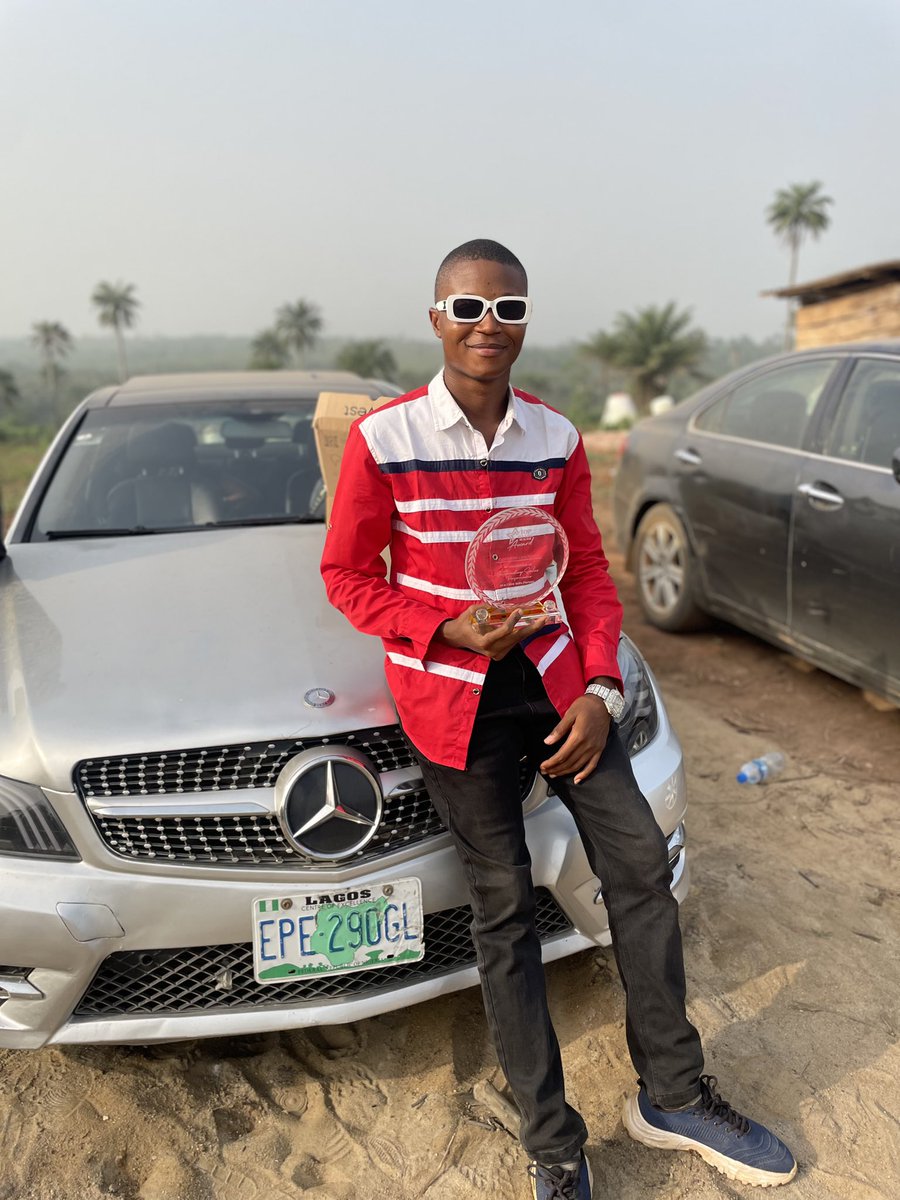 Olufems Realty 😎 tweet media