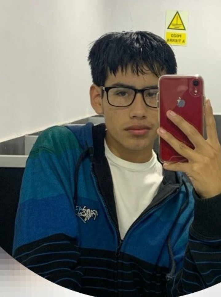 shxjkvs's tweet photo. Calling BTS ugly with this ugly twink face of yours ijbol. https://t.co/LtE81BYC6N