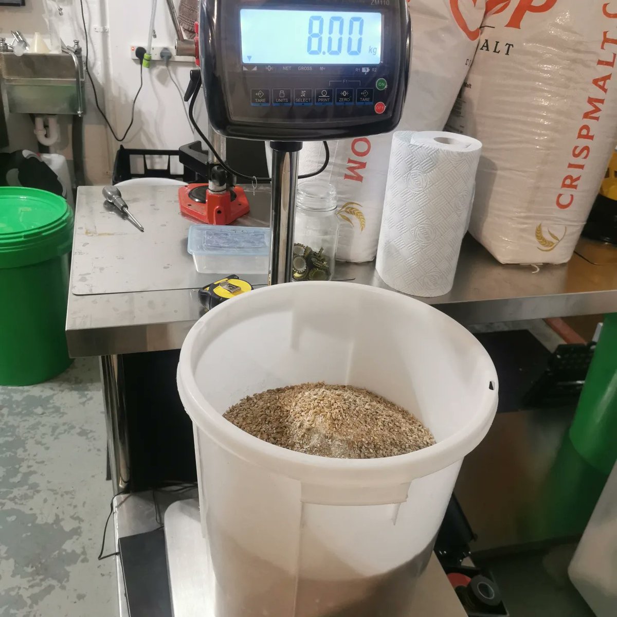TonyCoulson10's tweet photo. The results of my Kolsch #brewday last one of 2023 using up grain, hops, & yeast that I'd had for a while #homebrew #homebrewing #scottishcraftbeer #longside #allgrainbrewing #homebrewery #ssbrewtech #homebrewer #brewinglikeaboss #kรถlsch https://t.co/UlQZyykxDP