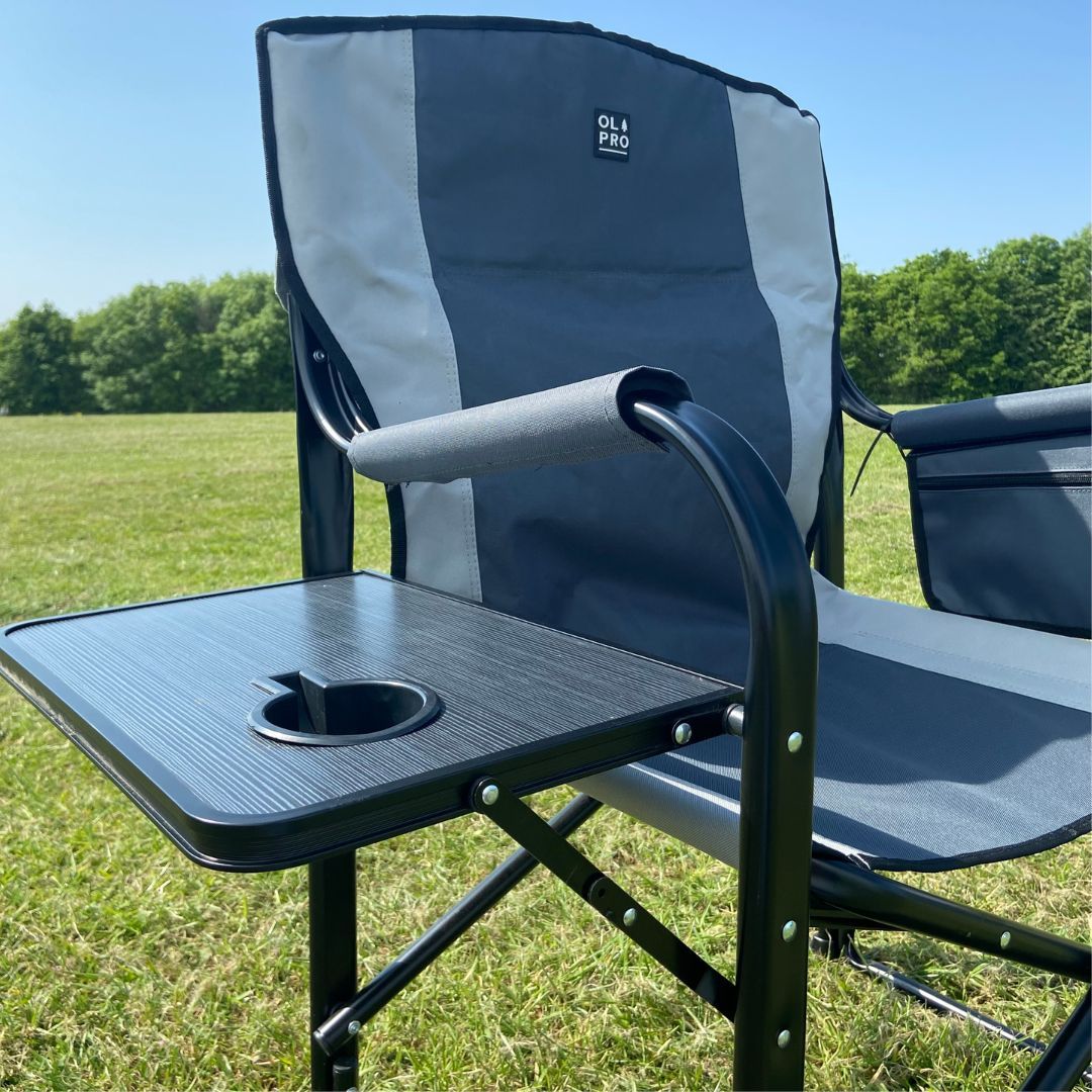 OLPRO's tweet image. Our Directors Camp Chair includes a folding side table with an integrated cup holder and a storage sleeve 😍

Shop now: buff.ly/3RBDRIi 

#OLPRO #OLPROEverywhere #Windbreaks #Camping #Adventureincolour #Campingchairs #Campingstorage #Campaccessories #Outdoors #UKdeals