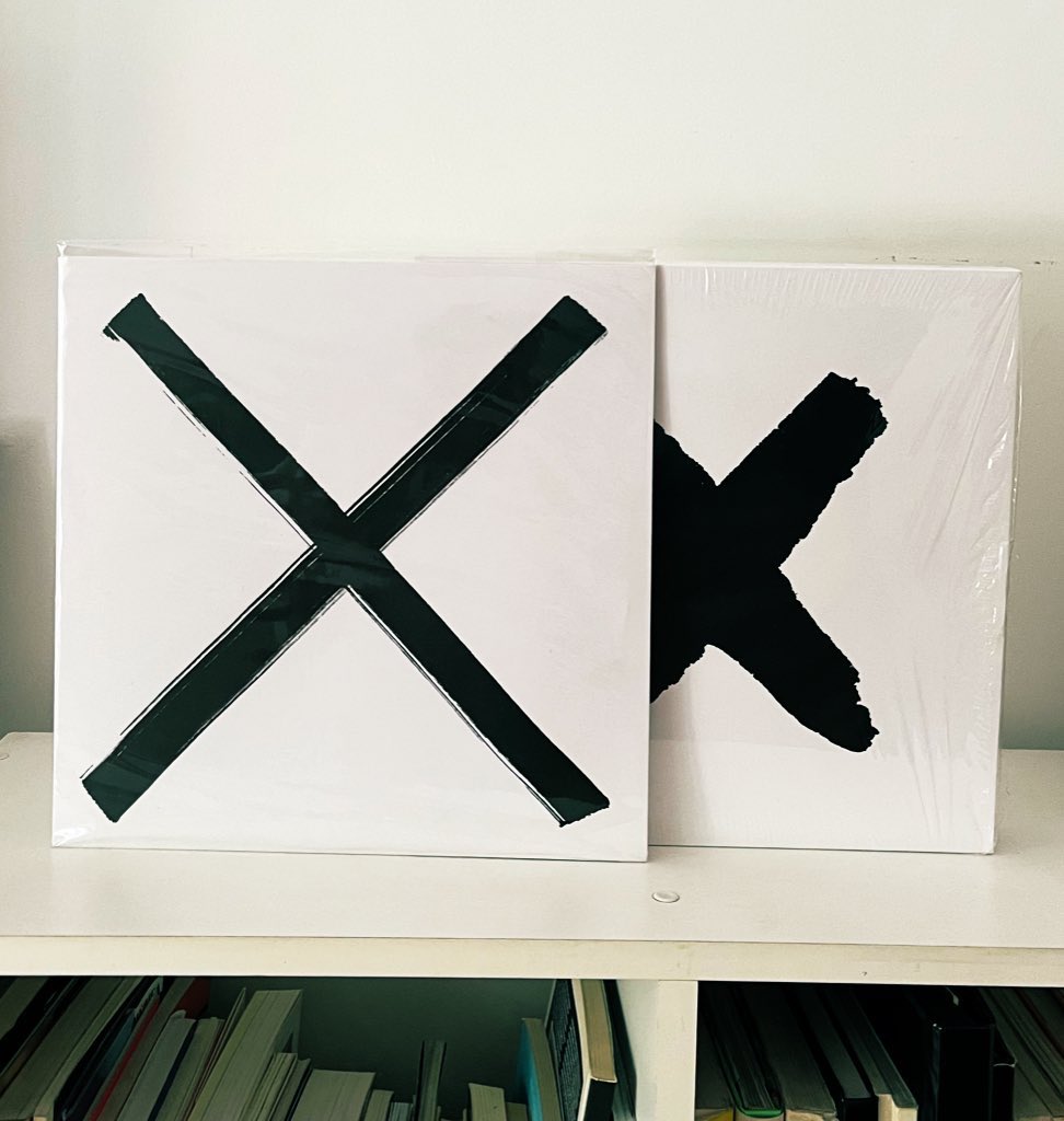 Diez, vinilo y box de Marco Sanguinetti, en mi opinión el mejor proyecto integral de diseño argentino en 2023. ¡Felicitaciones!

Gracias por la invitación a formar parte de esta gran iniciativa <a href="/marcosangu/">Marco Sanguinetti</a> y <a href="/lau_varsky/">lau varsky</a> #Best2023