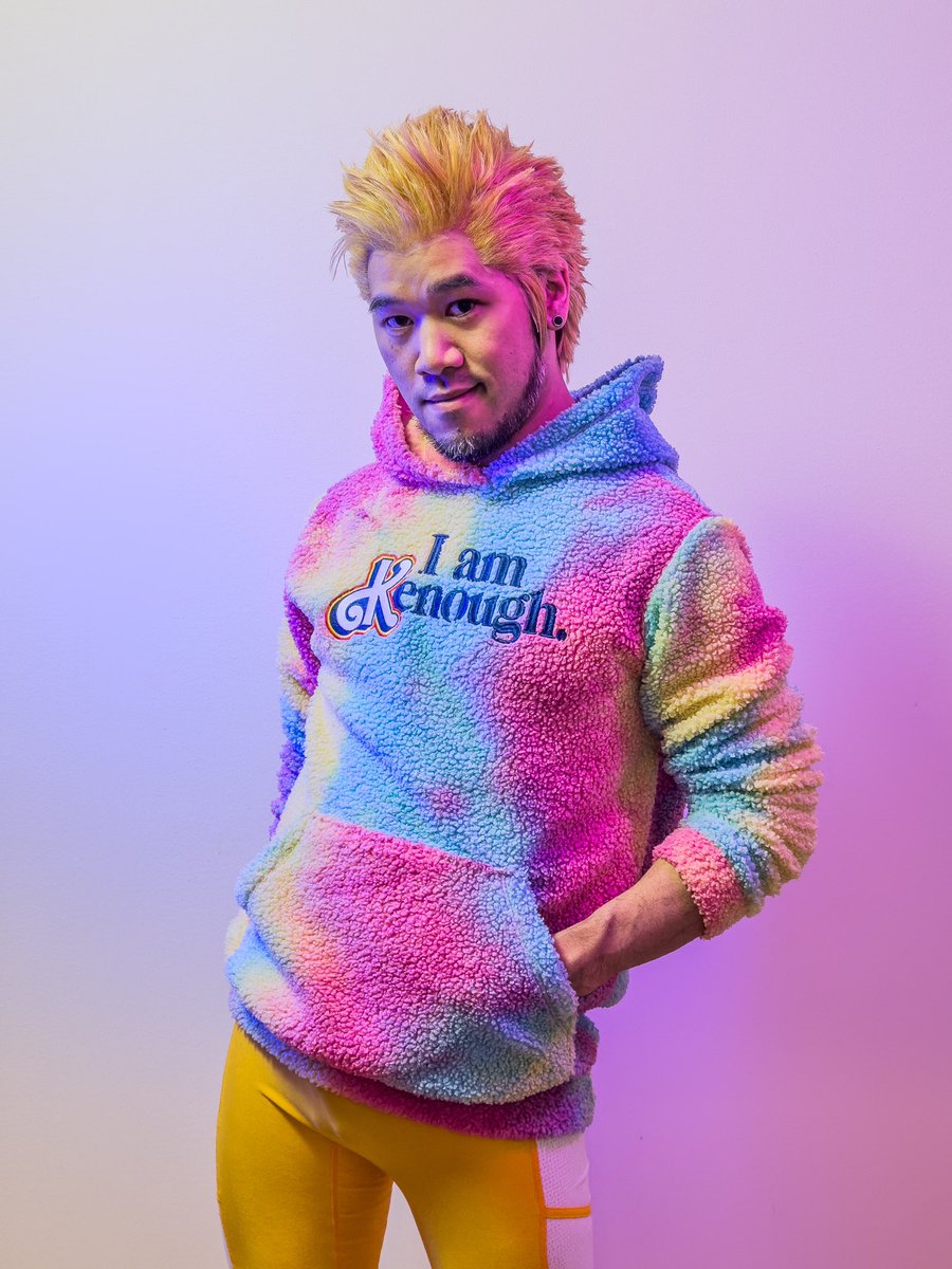 KeigoMak's tweet photo. My new blonde short wig is finally done! This might be my best wig yet 💈✂️✨
Oyeah, I’ve got the the Ken sweater after x-mas, so it was very fitting to try the wig out together.
#wigs #ardawigs #wigstyling #wigcosplay #cosplay #ken #barbie #kenenough #singlet #rainbowsweater https://t.co/GTLJTVTIyA