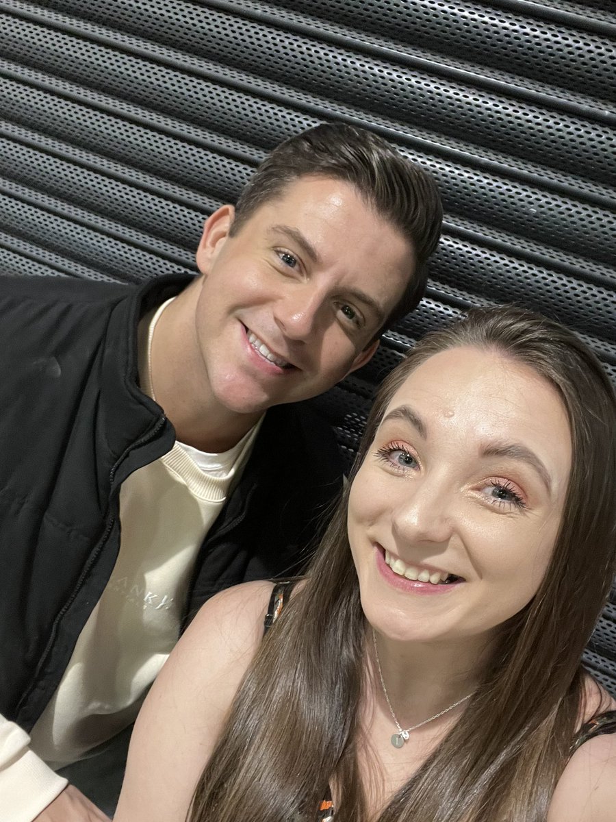 Catch up with my fave 🍹🥰
<a href="/CarlDouglas_/">CARL DOUGLAS</a>