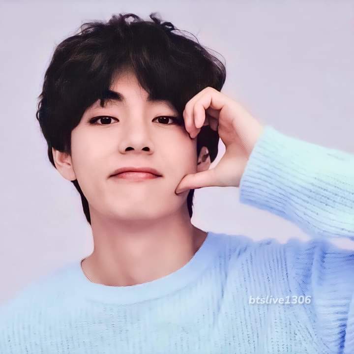 Happy birthday #KimTaehyung have a lovely day 💜💜💜