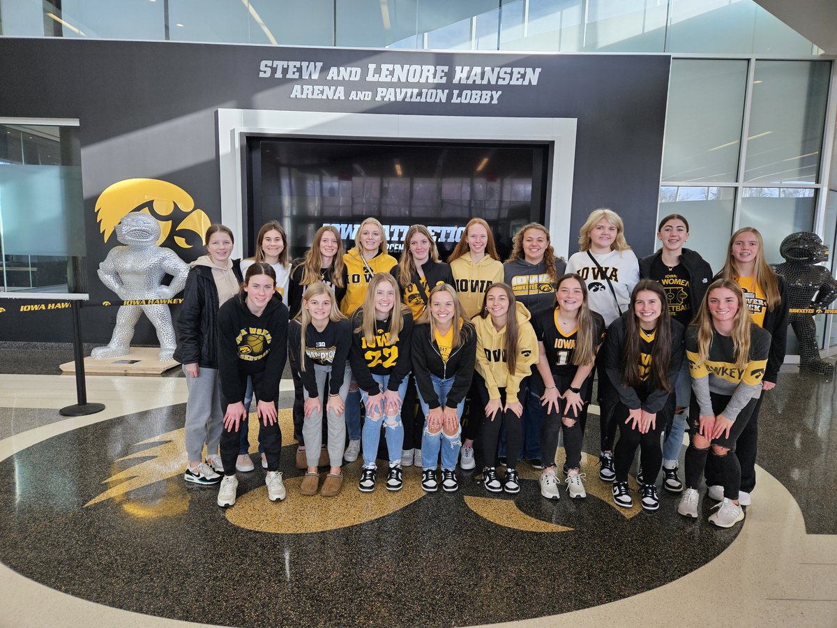 #fightforiowa <a href="/DaleDennler/">Dale Dennler</a> <a href="/DaleyTweetsHere/">Coach Daley</a> <a href="/Katie_Chapman21/">Katie Hron</a>