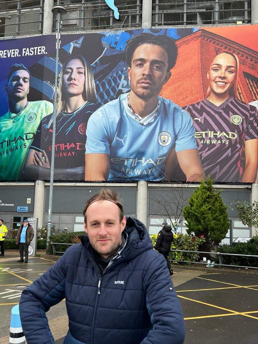 IanSnips's tweet photo. Seperated at birth @JackGrealish https://t.co/yrhQGclba1