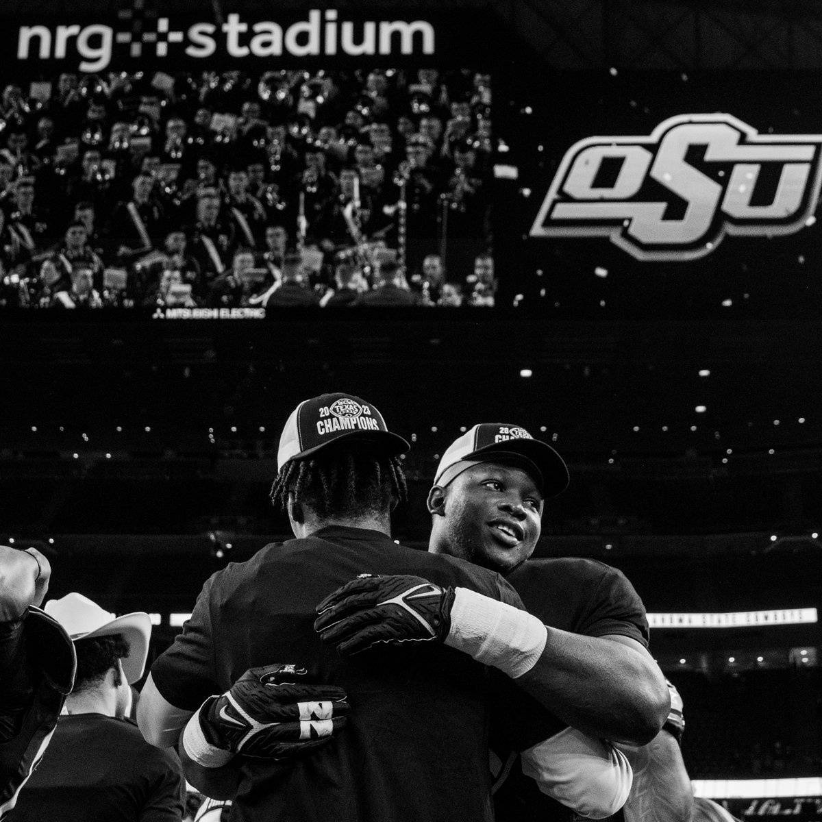 Photographed my first bowl game! ✅

Scenes from the 2023 #TexasBowl 📷🏈