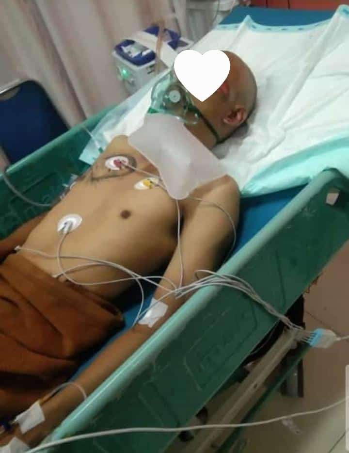 fiona_lia70643's tweet photo. @alex_hunter146 Aksi brutal pendukung paslon nomor urut 2 mulai memakan korban jiwa. Korban bernama *Muhandi Mawanto* tewas setelah koma selama empat hari di RSPAU Harjo Lukito. Penganiayaan berat terhadap warga ini dilakukan oleh peserta arak-arakan pendukung Prabowo - Gibran. https://t.co/ui09SGsxF0