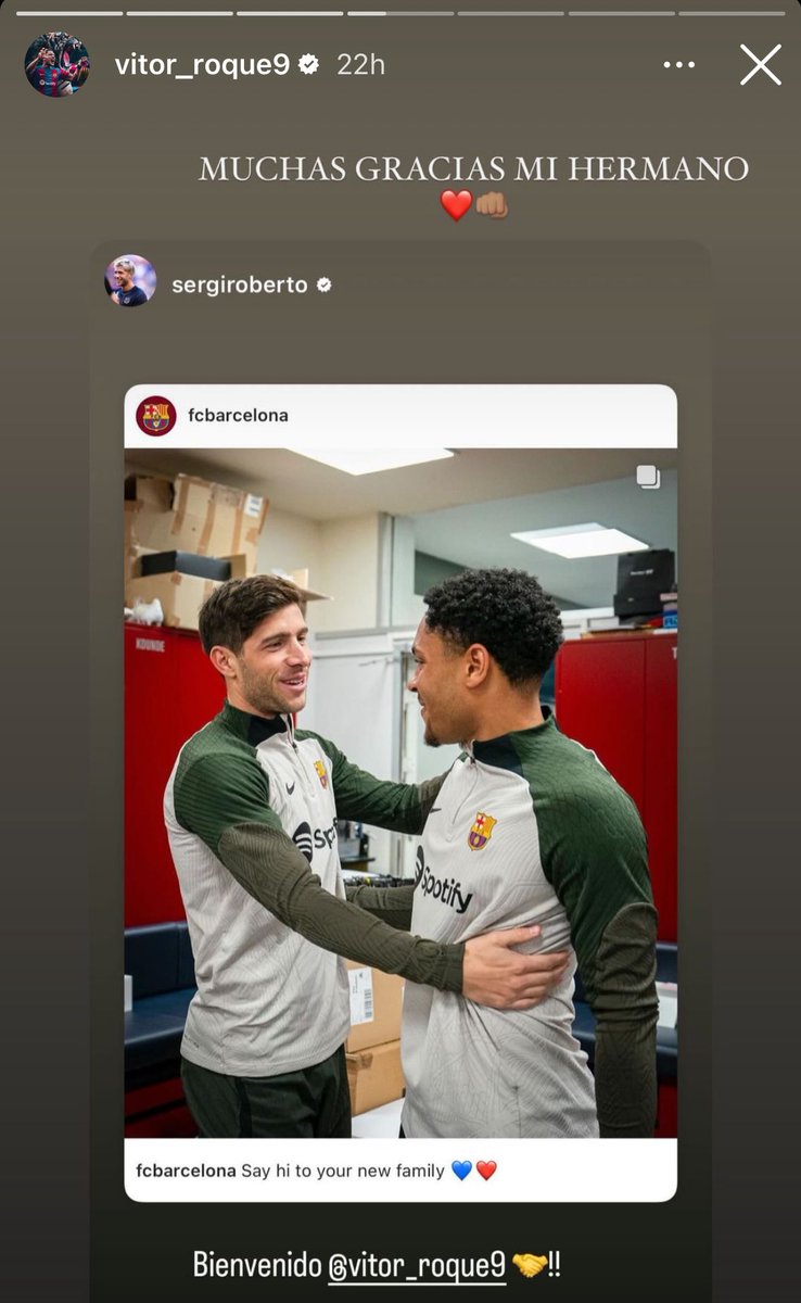 GxlDePaulinho's tweet photo. Estoy llorando. Vitor Roque tiene más hermanos que un gitano https://t.co/kTSvkRU4SQ