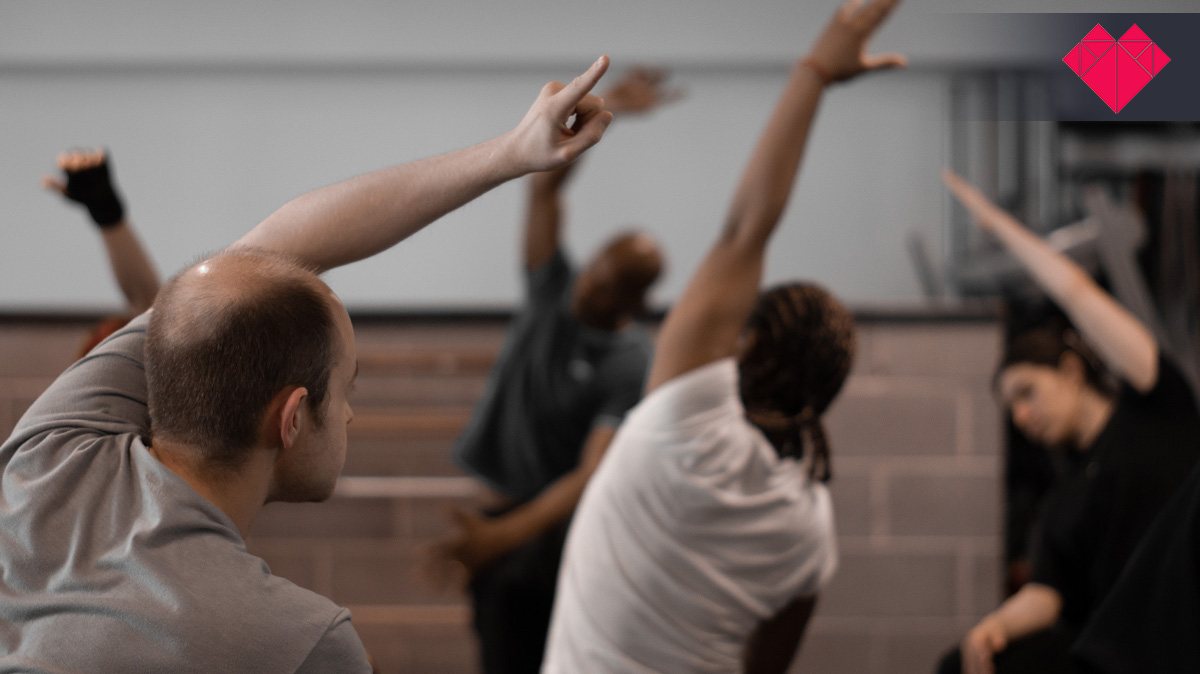 FitIndEdu's tweet photo. π Improve flexibility & posture with lat stretches! These key back muscles aid in upper body mobility. Stretching them boosts athletic performance & helps in daily activities. Add lat stretches to your routine for a more agile you! πͺπ #LatissimusDorsi #FlexibilityFirst πββοΈπ§ββοΈ https://t.co/EwH2EdSxvo