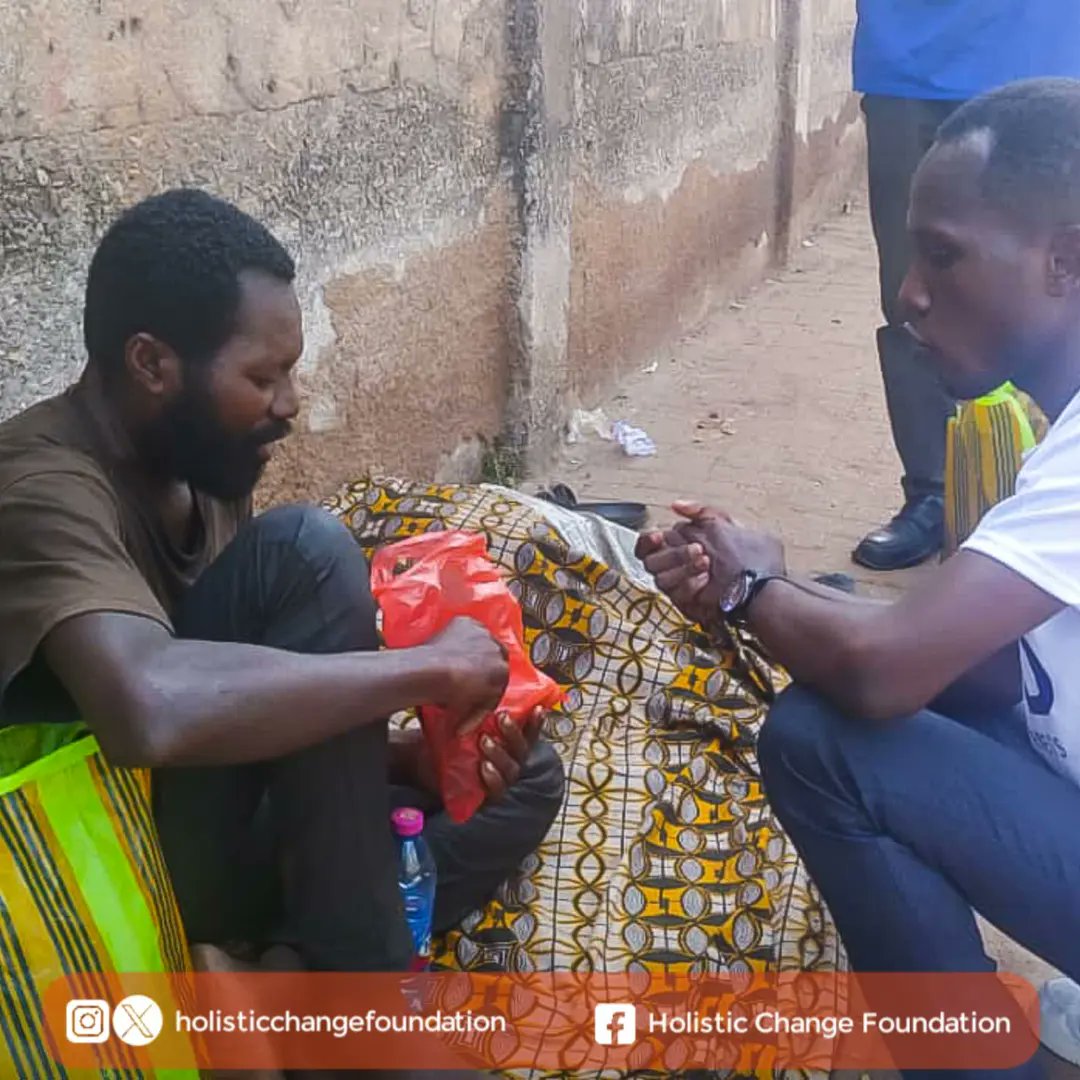 holistic_change's tweet photo. PHOTO GALLERY OF THE LOVE OF GOD ON THE STREETS - KUMASI EDITION 2023 || 26.12.23 PART 7 https://t.co/W2eiQ9E9JH