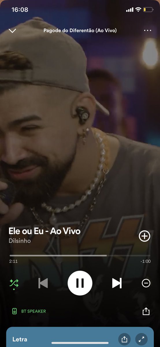 Dener033's tweet photo. @pdenilshow Faixa caair kkkkk https://t.co/LjMexV2oME