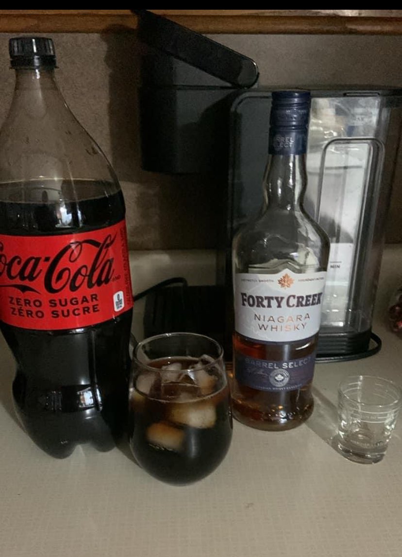 hooper430's tweet photo. Now time for a drink cheers https://t.co/jhVDSH1nqY