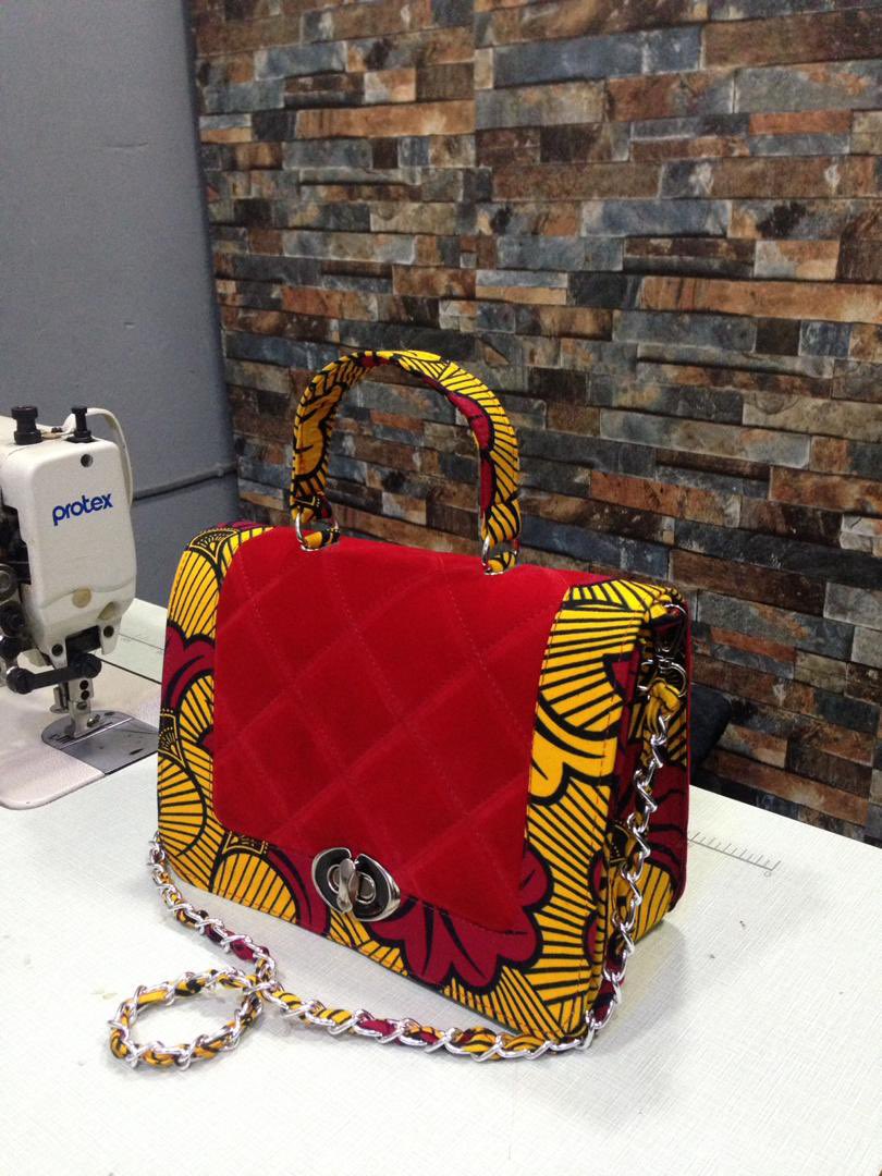Danistee1's tweet photo. @reagan_aryn You would love our blood orange purse

https://t.co/zzqu5HcVh7 https://t.co/tjmMC9z6nA