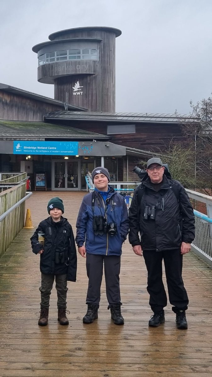 KevinOram6's tweet photo. First time getting over 200 birds,with 202,and archie with 200,great day at Slimbridge https://t.co/Q8poXsbbxr