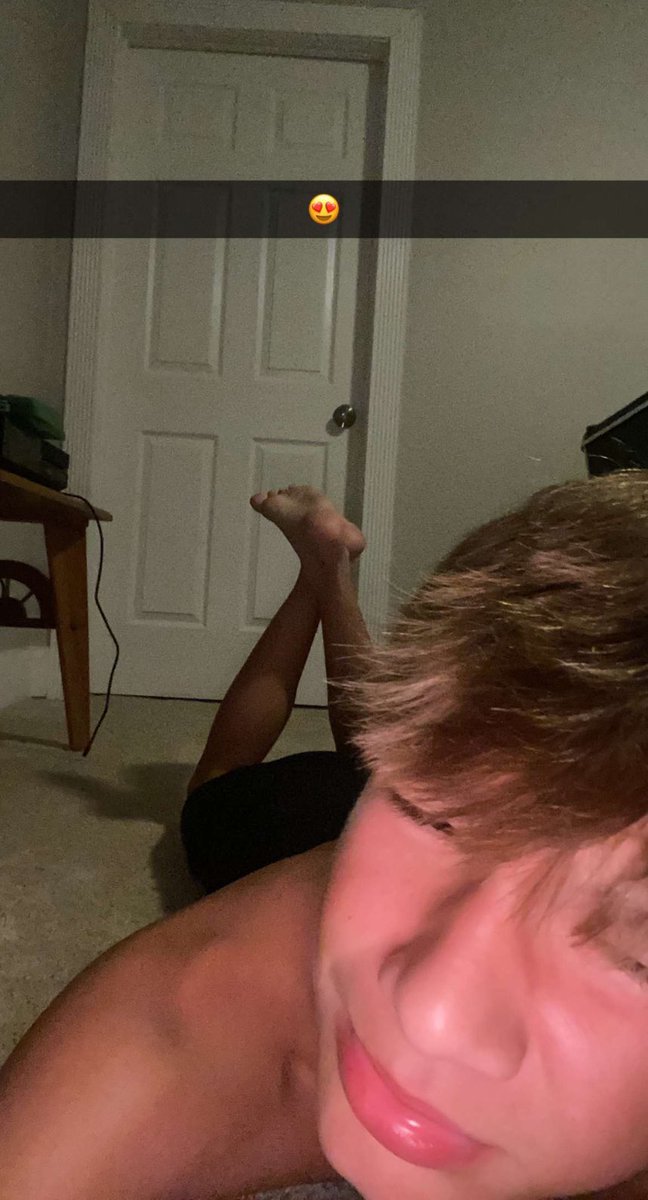 the_zone_fun's tweet photo. Hey I’m back! To celebrate that I got an offer, you can now buy the the file of the boy everyone dreams of! Maddox. Pm me on telegram for price and more content 🎀 https://t.co/2wGYfCYcfR