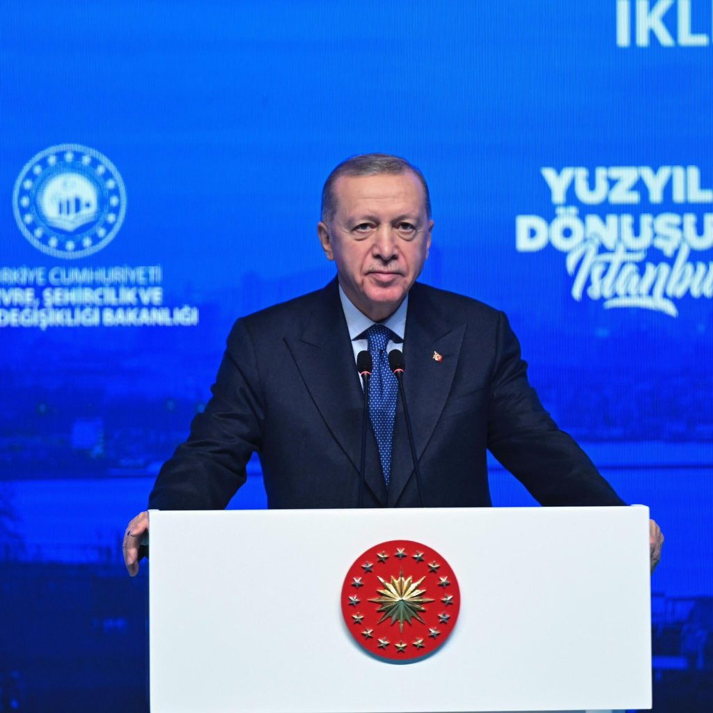 bosunatiklama's tweet photo. Cumhurbaşkanı Erdoğan: “Cumhuriyet 85 milyonun ortak değeridir, Gazi Mustafa Kemal bu ülkenin kurucusudur.” https://t.co/lZ3OTbS006