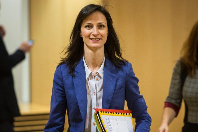 RRInternational's tweet photo. Vicepremierul şi ministrul de externe bulgar @GabrielMariya a declarat că la sfârşitul lunii martie vor fi ridicate #controalele la #frontierele #aeriene şi #maritime, iar în etapa următoare vor fi ridicate şi controalele la frontierele #terestre. (4/5) https://t.co/SGYNDpXxc3