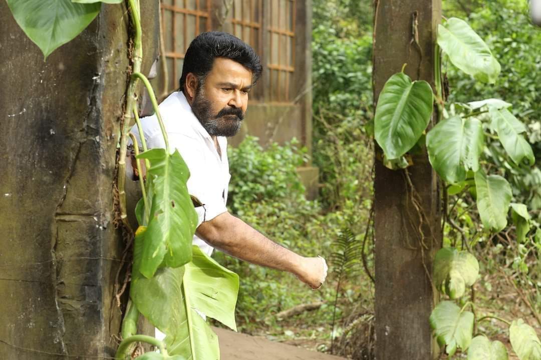 AdarshLFA2's tweet photo. #Neru $3M From Overseas 10 Days! Fifth $3M For #Mohanlal 🙌🏻🔥

MOST BY ANY MOLLYWOOD ACTOR 👑 https://t.co/26lcozIui4