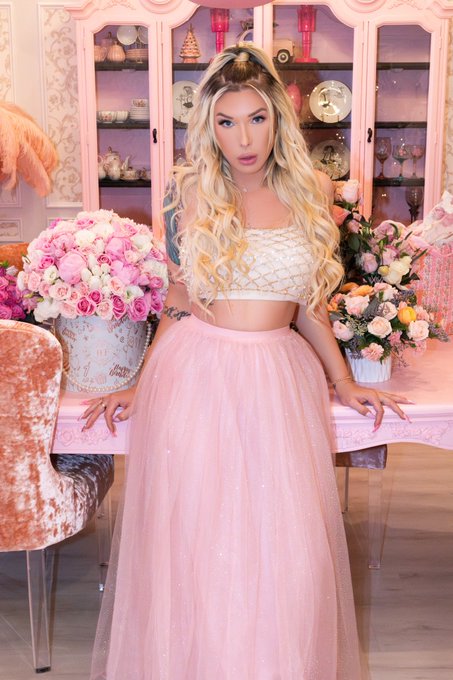 ?I dream in PINK ✨ https://t.co/u4kQYDH6jK