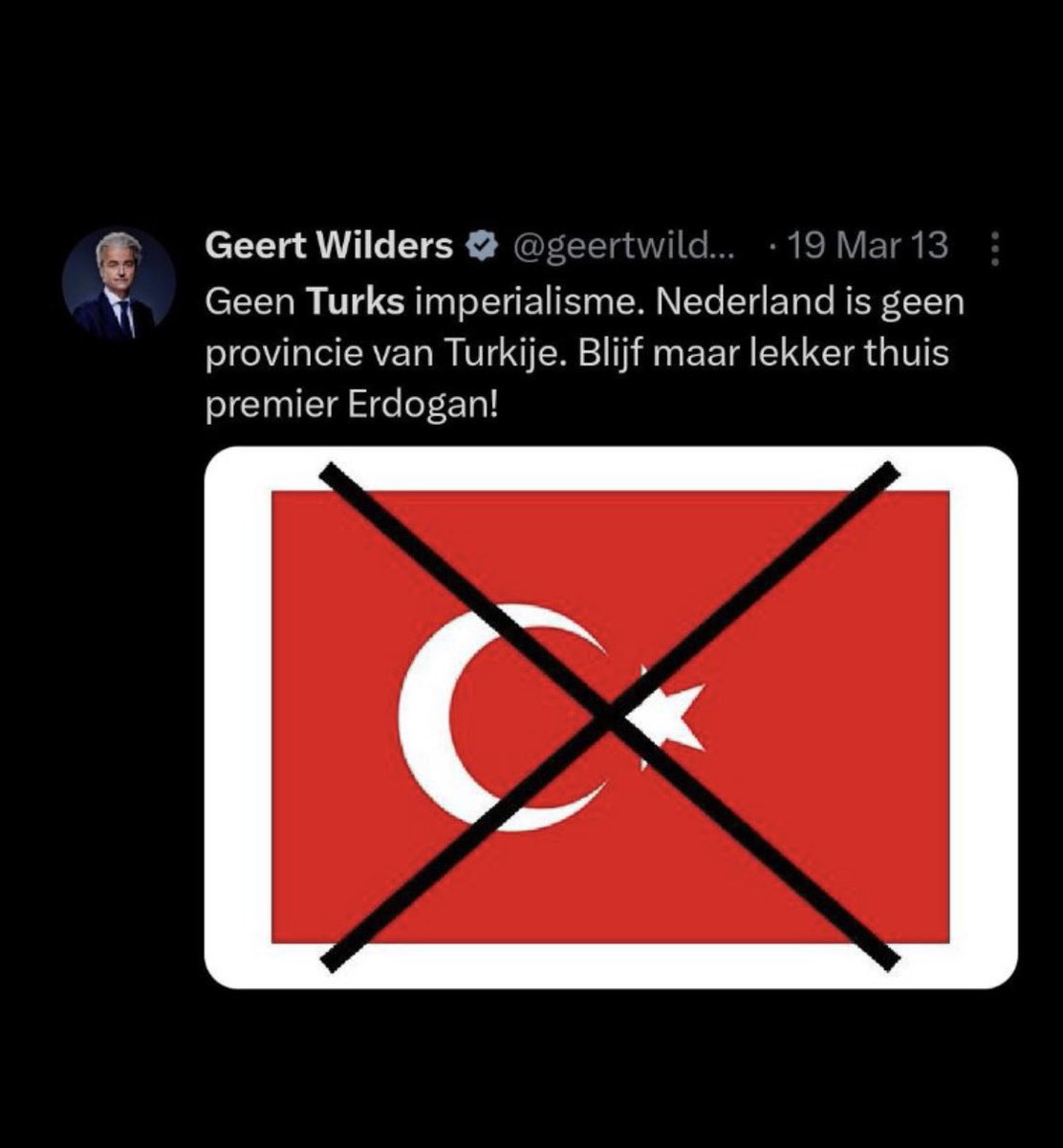 Şu adamı bile öven ahmaklar