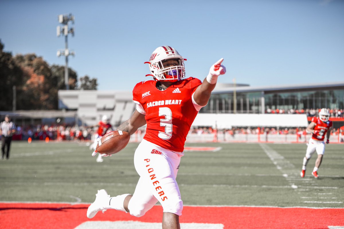 Excited to get on campus at Sacred Heart University for an official visit Jan. 4-6!