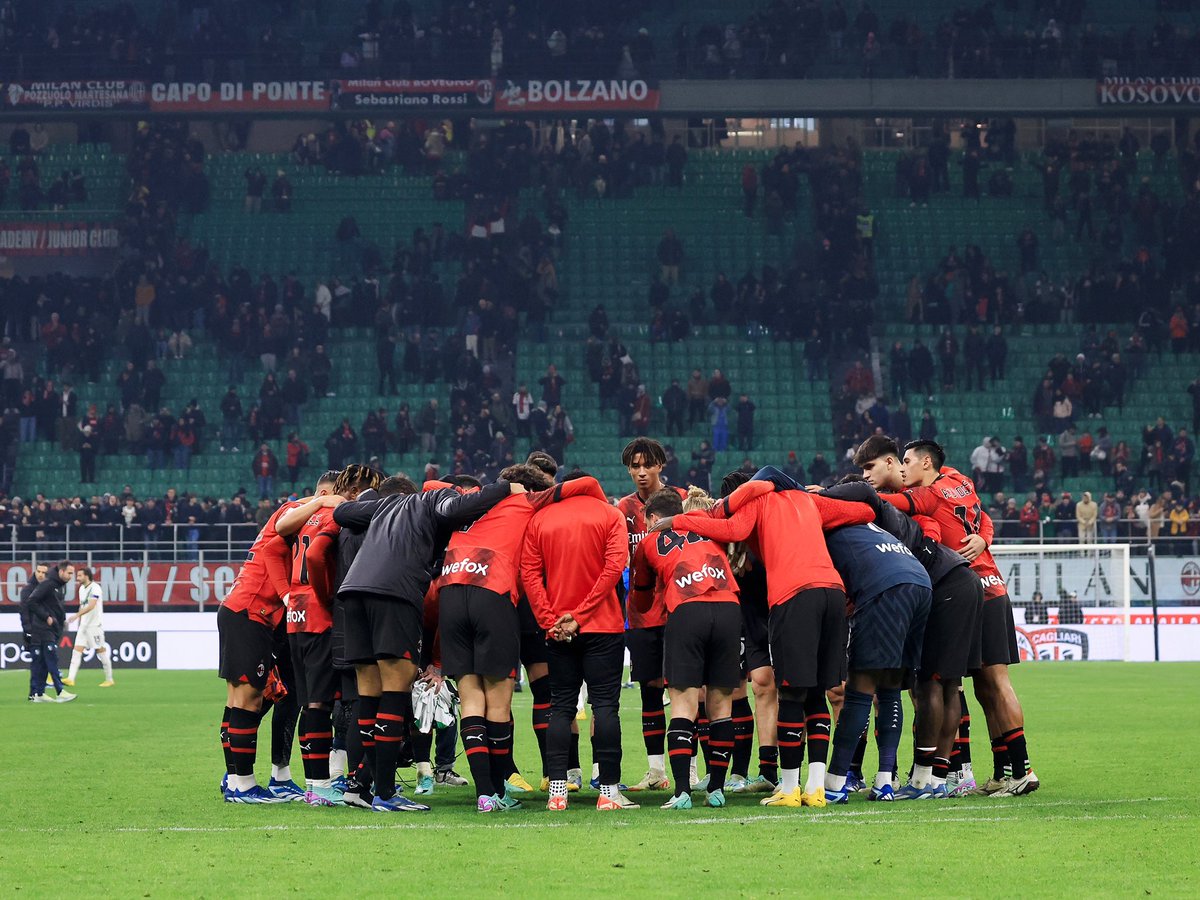 Una serata come piace a noi a San Siro 🔴⚫️ #ForzaMilan