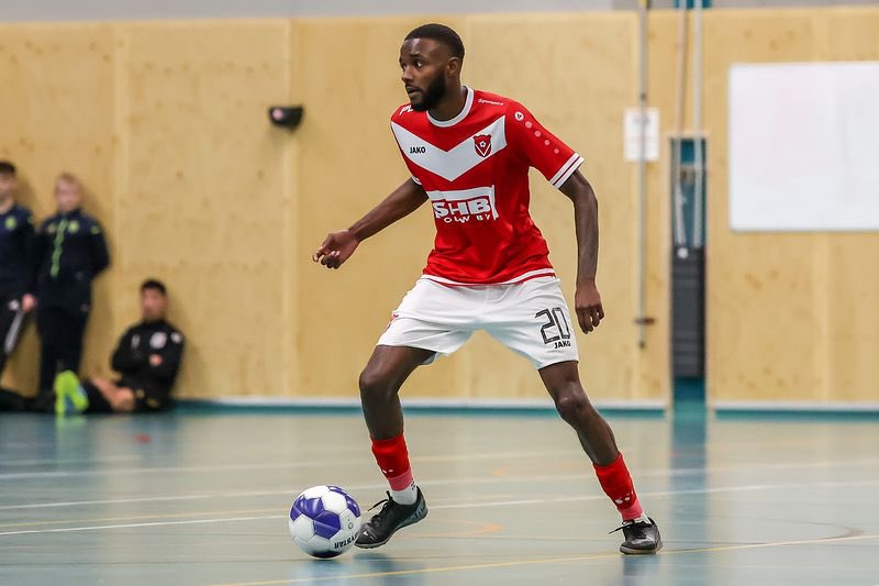HarkemaseBoys's tweet photo. Het ging stroef, maar Harkemase Boys staat in de halve finale.
#hafri https://t.co/A3Eh5h1nIY