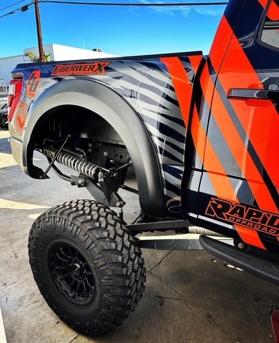 Our #2nd most liked post of 2023 goes to the ultimate Ford Raptor suspension travel on #TrailGrapplers 😰