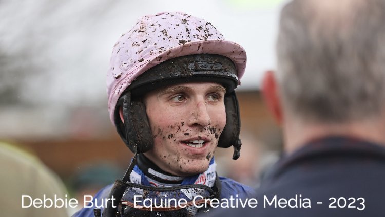 deborahburt1's tweet photo. CAPTAIN TEAGUE 🇮🇪 (Doyen @SunnyhillStud ) @CobdenHarry @PFNicholls #winners #grade1 @Coral #challowhurdle @NewburyRacing @IREthoroughbred @Goffs1866 @irishp2p @colinboweracing 📸 for @InterThorough https://t.co/puOSMplBfo