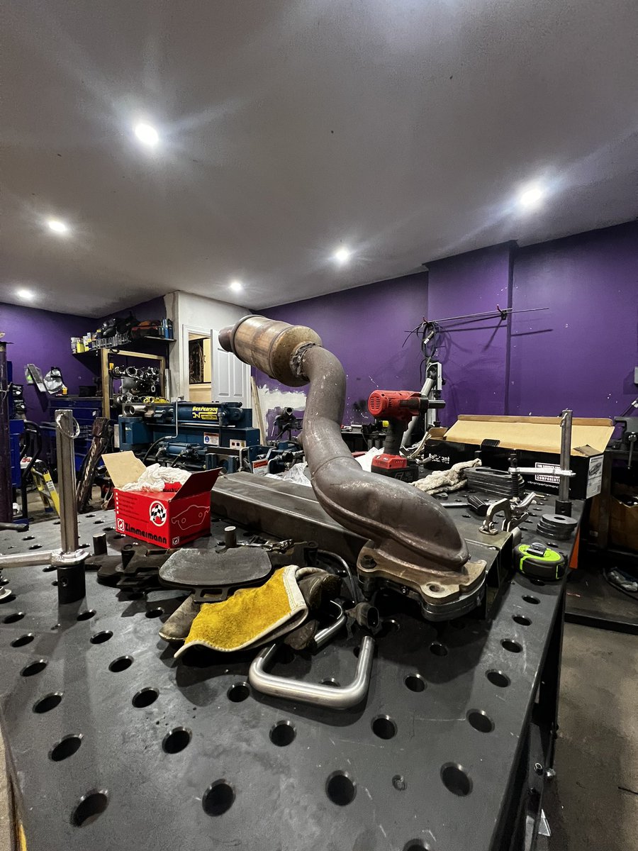 eni_yussuff's tweet image. 3.6 Chrysler / Dodge Racing headers. Cooking. We are building a jig before sending CAD drawing to our c&amp;amp;c machine for laser cutting and mandro bends.  #Fabricating