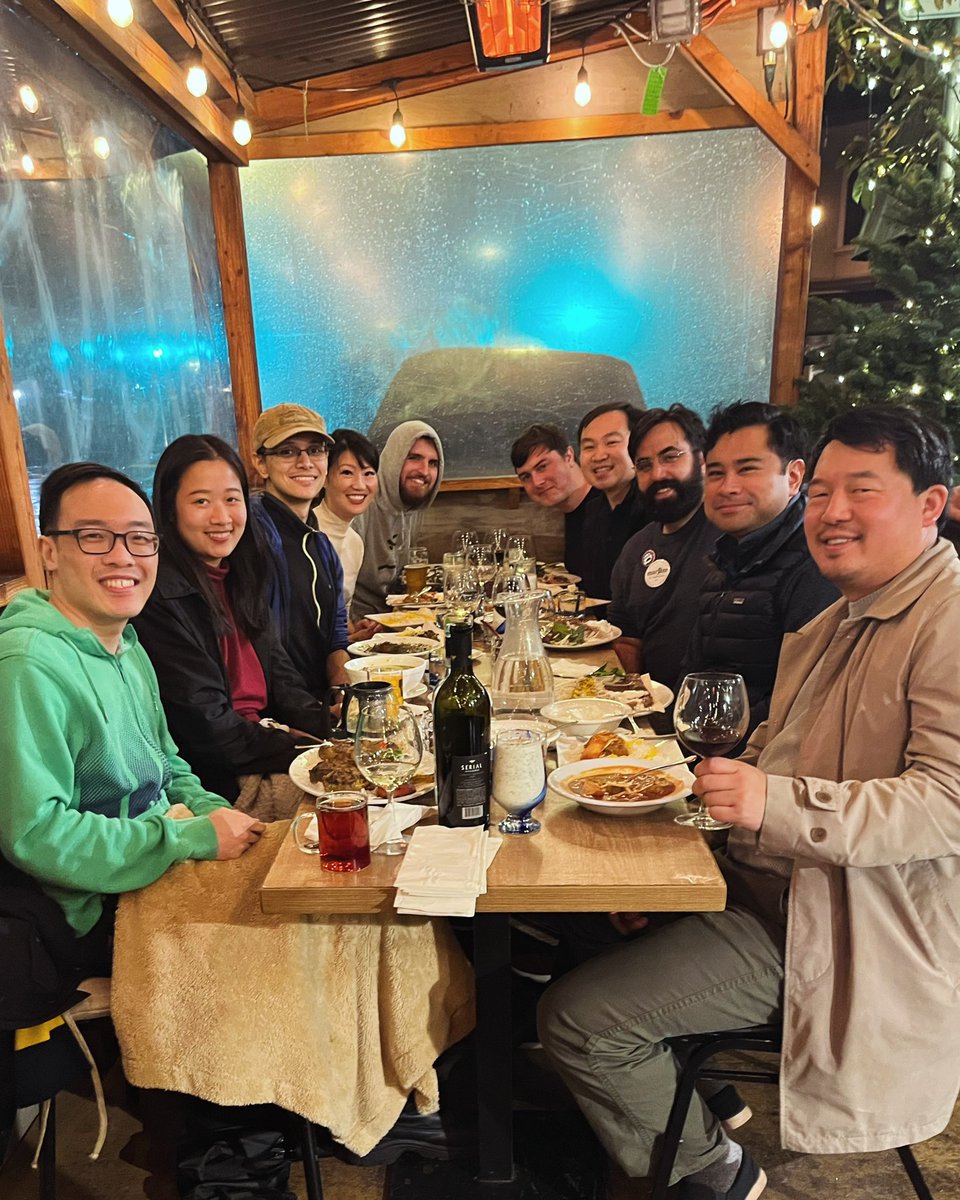 Bobakkabob37's tweet photo. Had a lovely dinner last night with many good people at the always amazing @lavashsf 

Here’s to closing out 2023 with a bang and opening new chapters in 2024! https://t.co/vysCiyEmdC