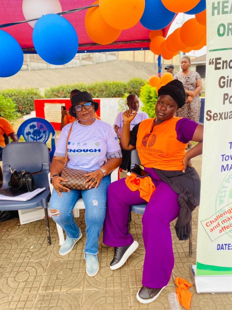 BenbiahBernice's tweet photo. Ending this year with more awareness on GBV. 
Both women and men were beneficiaries of ENOUGH CAMPINAGN today.
#wehavehadenough!!!!! https://t.co/Hpkx3K3Y2x