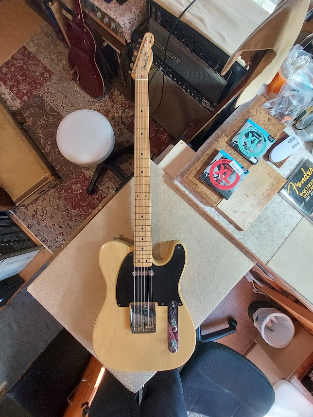 長尺のTELE、年越しでPU製作とメンテ。
仕事納め？仕事初め？特に無いです。

#telecaster
#tele
#bajosexto
#baritoneguitar