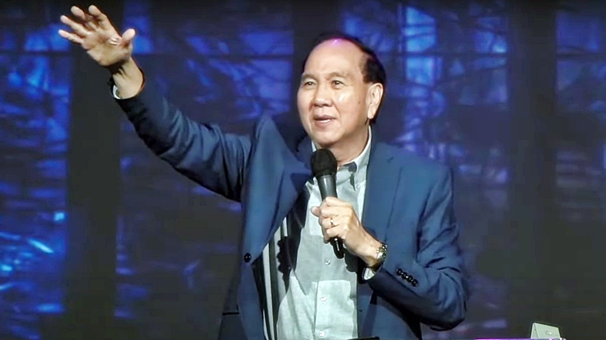 gbi_dbr's tweet photo. Ps Sutadi Rusli shared the Word of God in Christmas Eve 24 December 2023: How to become a man after God's own heart? By realizing that we are sinners, guilty before God, and come to Him in humility!

https://t.co/gHQf8gqwyt