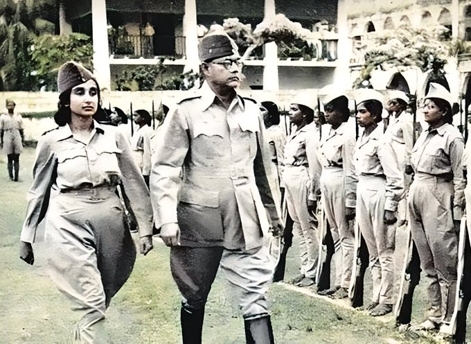 VertigoWarrior's tweet photo. 15 of the greatest freedom fighters of India

1. Netaji Subhas Chandra Bose https://t.co/Co0kCutdYi