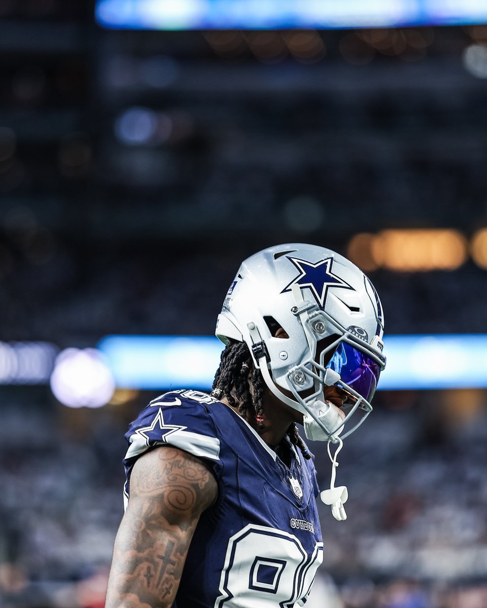 dallascowboys's tweet photo. a u r a 💿 https://t.co/Ad9kW2FYwc