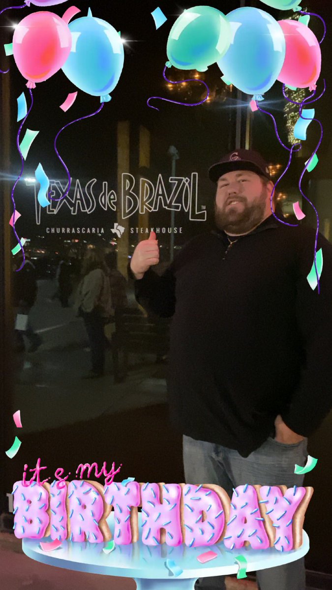 Tried shutting em down tonight but was unsuccessful! They just kept bringing the meats out!!! 👀👀👀👀 Blessed to be able to say…. here’s to 35! 🍻