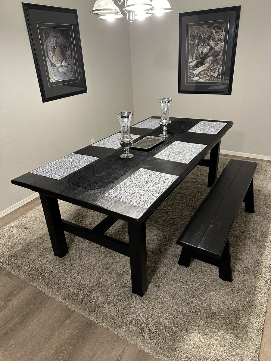 DINING ROOM TABLE UPDATE 🚨🚨🚨🚨🚨💯💯💯💯😎🫵🏻👊🏻
As promised, here’s the final product! 
I’ve named it rustic barnwood gothic slab table🤔😁👍🏻
Enjoy!! Time for drinks🥵🍻🍻🥃
