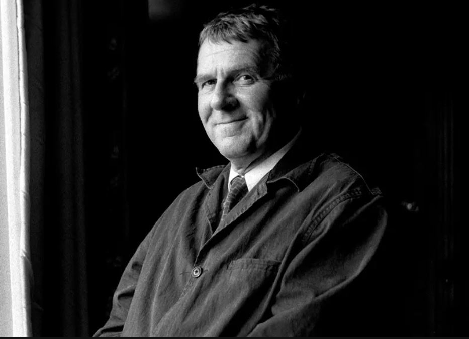 raywilcockson's tweet photo. Good night, Tom Wilkinson, my old school friend -
"And flights of angels sing thee to thy rest!"
We watched David Warner's Hamlet from the front row of the RSC. Tom ('Geoff' at school) said, "That's what I want to do, Ray." He did, attaining the rare accolade of " actor's actor." https://t.co/o4V6JWmVIi